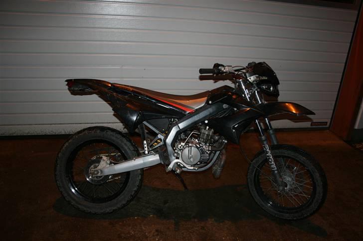 Derbi senda - hun er bare dejlig billede 2