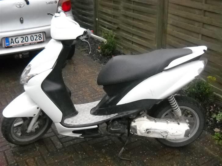 Yamaha jog R SOLGT! billede 2