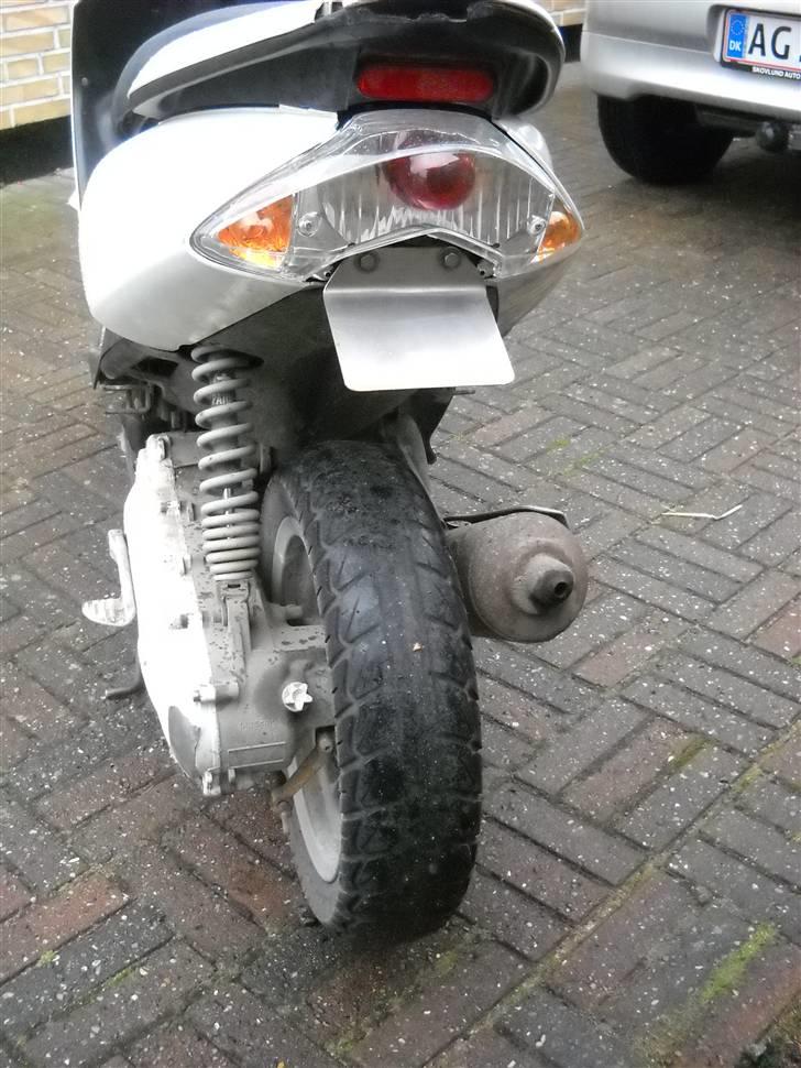 Yamaha jog R SOLGT! billede 3