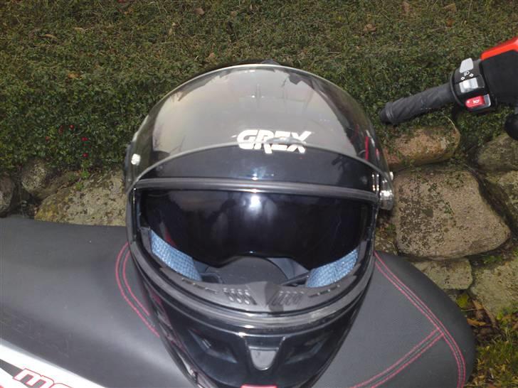 Keeway Matrix 50 - solbriller i hjelmen billede 7