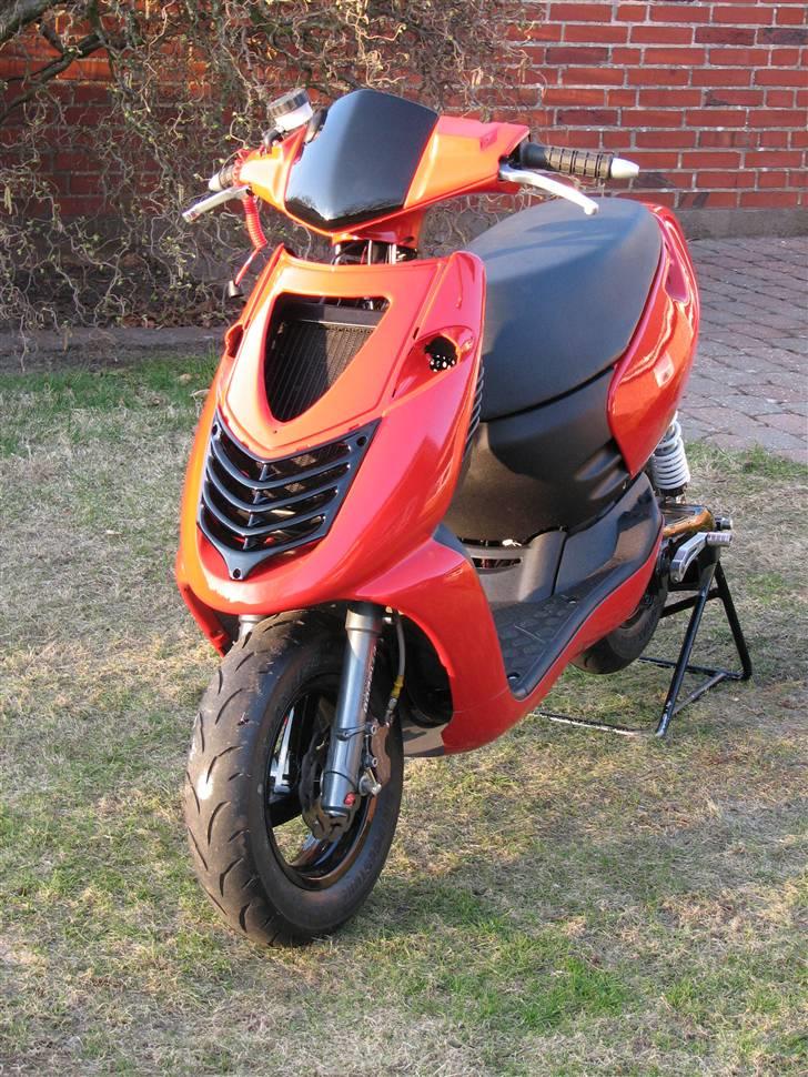 Aprilia Sonic TS  billede 1