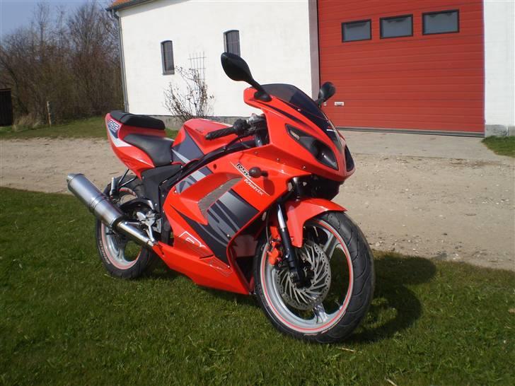 Rieju Matrix LC ÐÐ 86cc SOLGT:( - 25/04/10, kæft hvor er den blevet lækker :´) billede 1