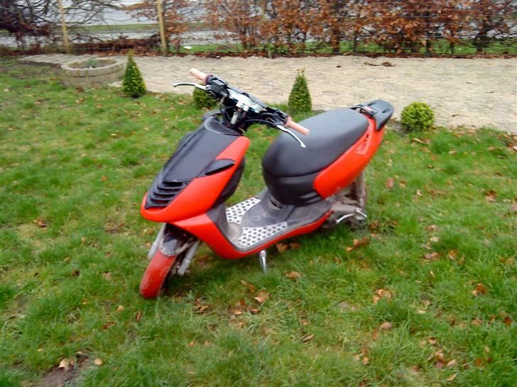 Aprilia Sonic S6R. Byttet. billede 4