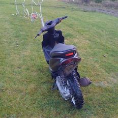 Yamaha jog R (ombygget)