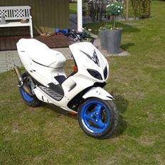 Peugeot SpeedFight2ByttetTilSenda