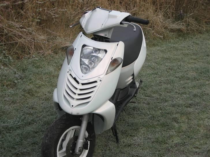 Aprilia sonic 'perlen' SOLGT billede 4