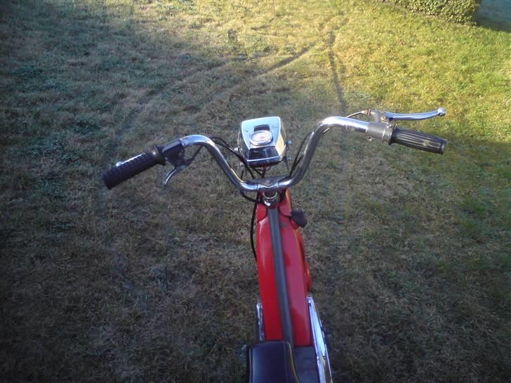 Vespa ciao ferrarien solgt billede 4