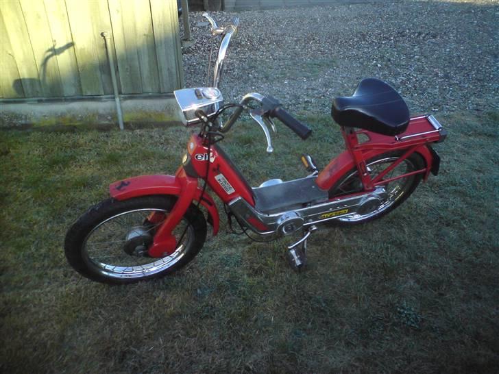 Vespa ciao ferrarien solgt billede 5