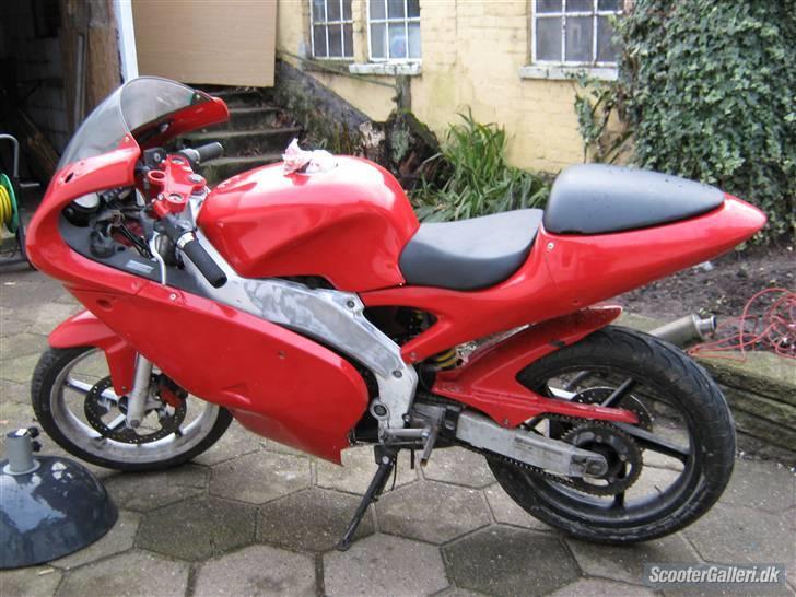 Aprilia rs50 (nakket) :'( billede 1