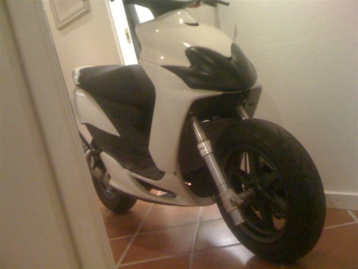 Yamaha Jog RR  DMU solgt billede 1