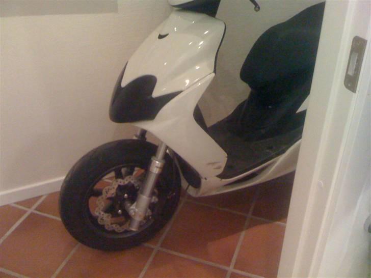 Yamaha Jog RR  DMU solgt billede 9