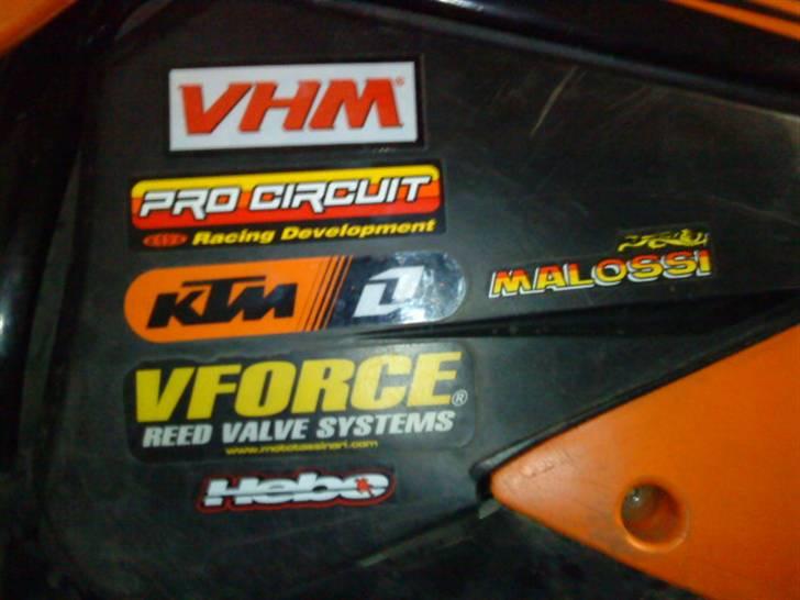 KTM SX 125 Alpha Series LC DD Solgt - Alle mine klistermærker :D VHM, Pro Circuit, KTM, VFORCE, HEBO, Malossi billede 15