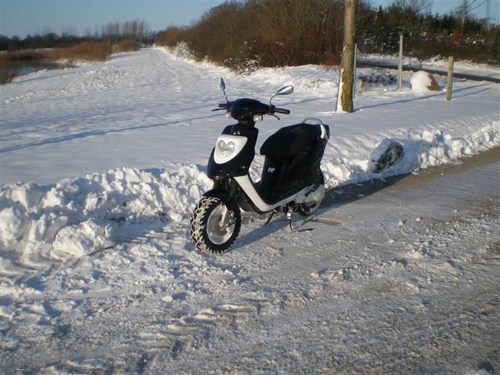 PGO Hot 50 SOLGT !!!! billede 1