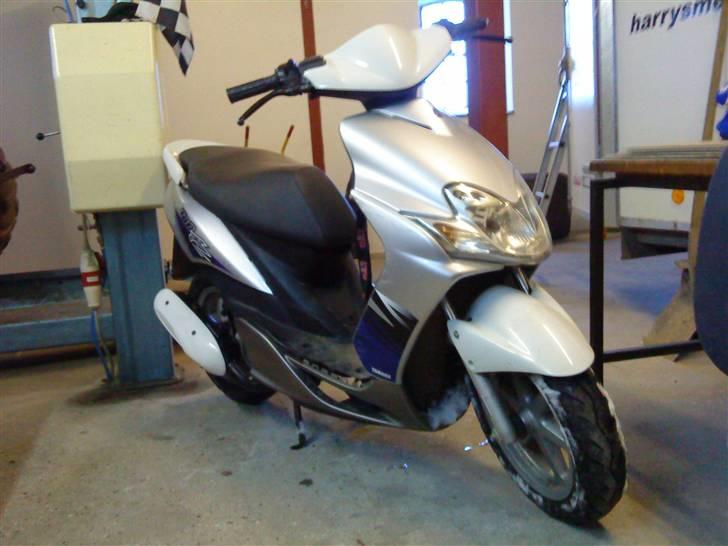Yamaha jog R billede 1