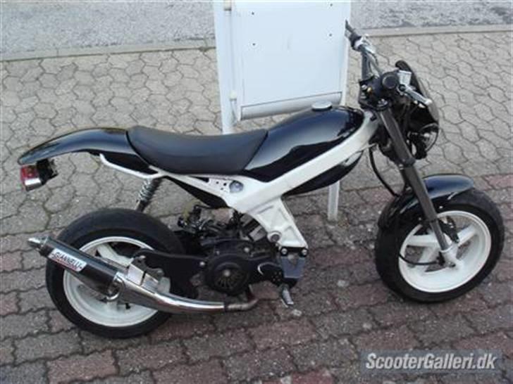 Suzuki street magic ( solgt ) billede 2