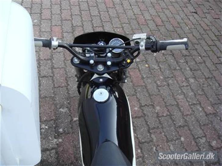 Suzuki street magic ( solgt ) billede 8