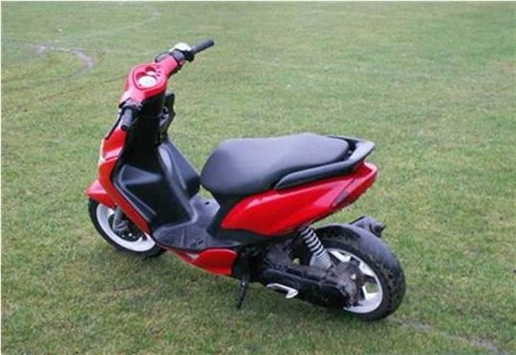 Yamaha jog r (solgt) billede 4