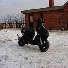 Aprilia sonic 