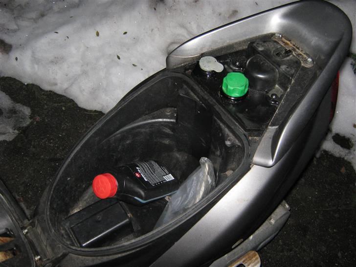 Yamaha Jog R - Solgt :-)  - 18/12-09 billede 10