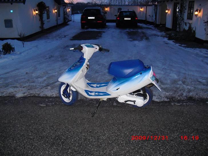 Yamaha Jog AS [solgt] - Nyt fodgitter i metallic blå billede 12