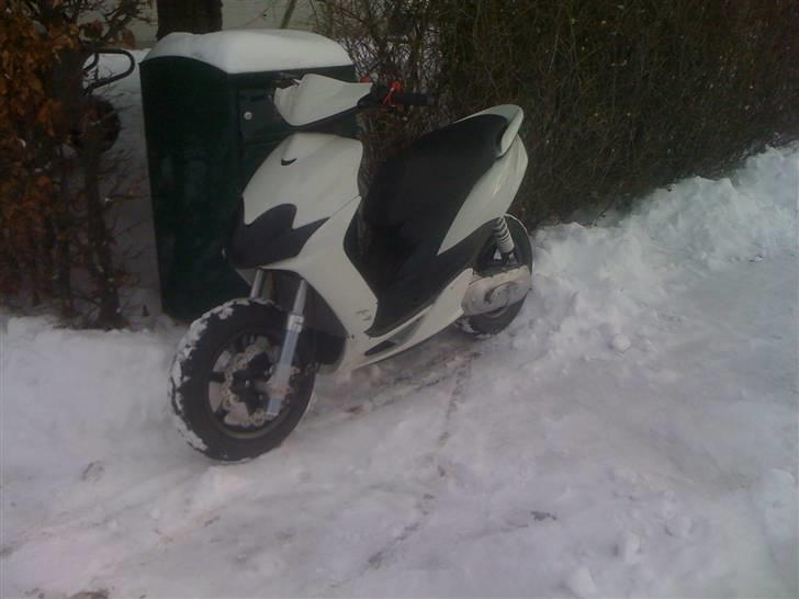 Yamaha Jog RR  DMU solgt billede 20