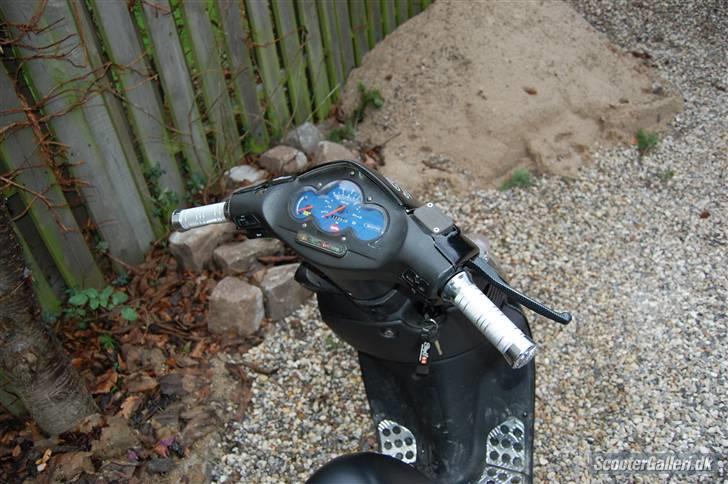 Aprilia Sonic Evo byttet til jog billede 6