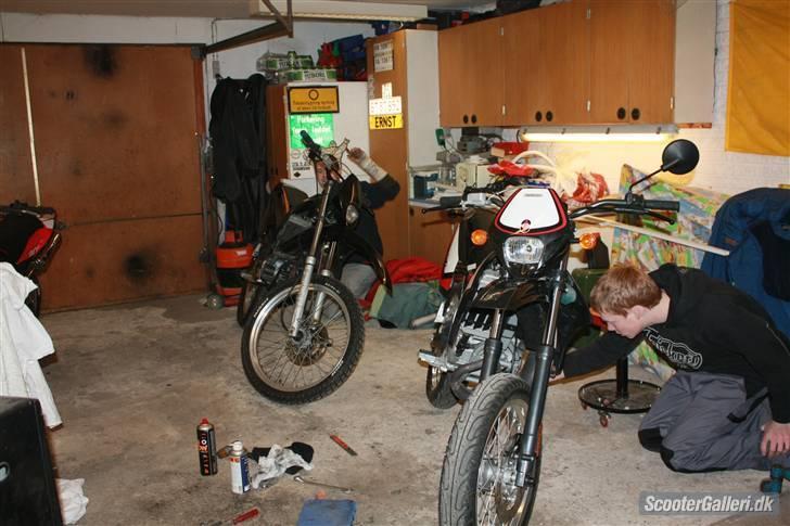 Gilera RCR Byttet - HaHa se det er vist lige Gilera power for ever Min og Rødes Tak for en fed dag med knallerterne drenge (Mario Røde og mig..) billede 10