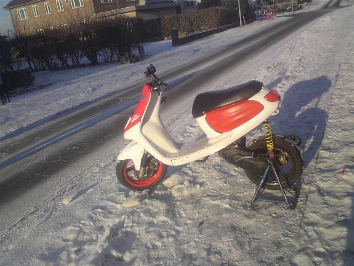 Yamaha Jog Rox lc DD (SOLGT) billede 8