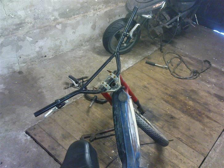 Puch Maxi k Winter ProJect - så har i en ide om hvor bredt styret er billede 5