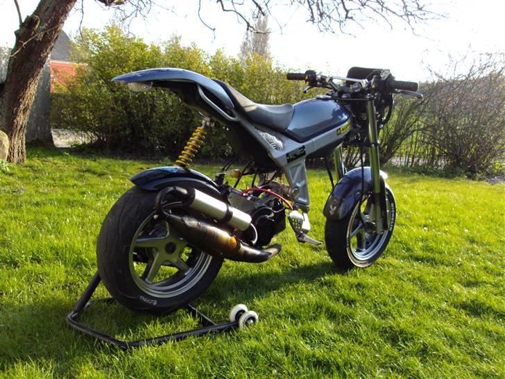 Suzuki street magic (byttet) - streeten sammen med andreases honda billede 1