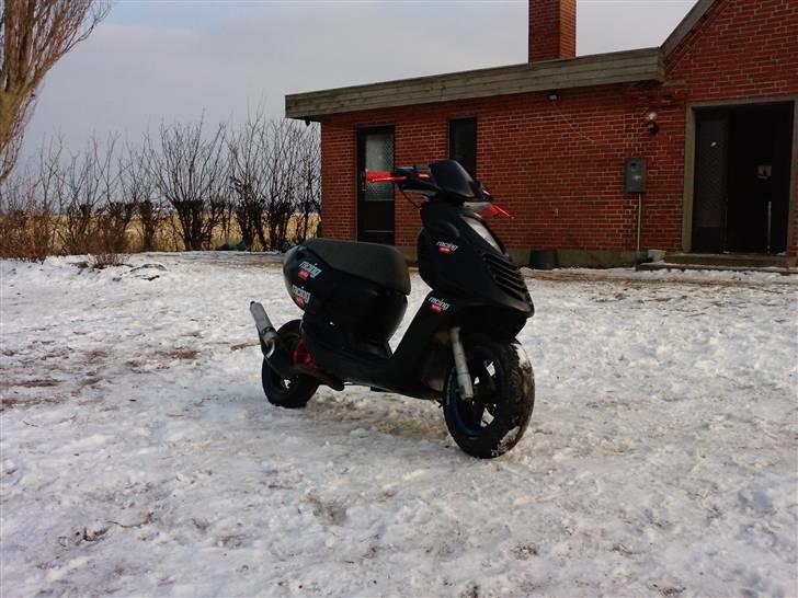 Aprilia sonic  billede 2