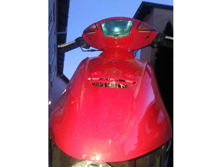 {{currentPhoto.altText}} billede {{currentPhoto.number}}