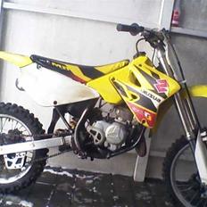 Suzuki rm85