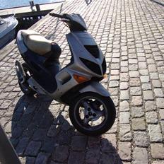 Peugeot speedfight 1Evo(skrottet)