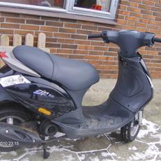 Piaggio New Zip 4T