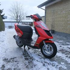 Aprilia Sonic GP (Solgt)