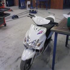 Yamaha jog r   SOLGT!