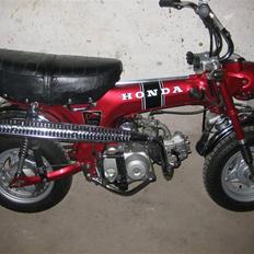 Honda DAX