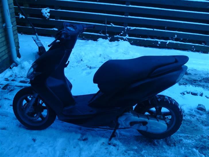 Yamaha Jog R/ byttes kom med bud billede 4