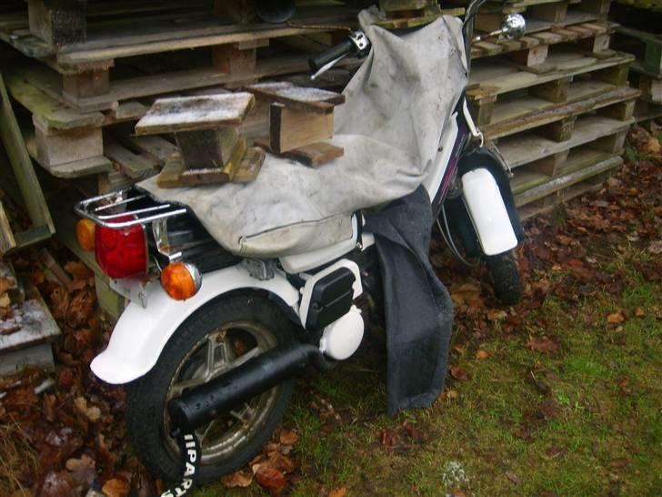 Suzuki fz 50 SOLGT 3000 KR billede 19