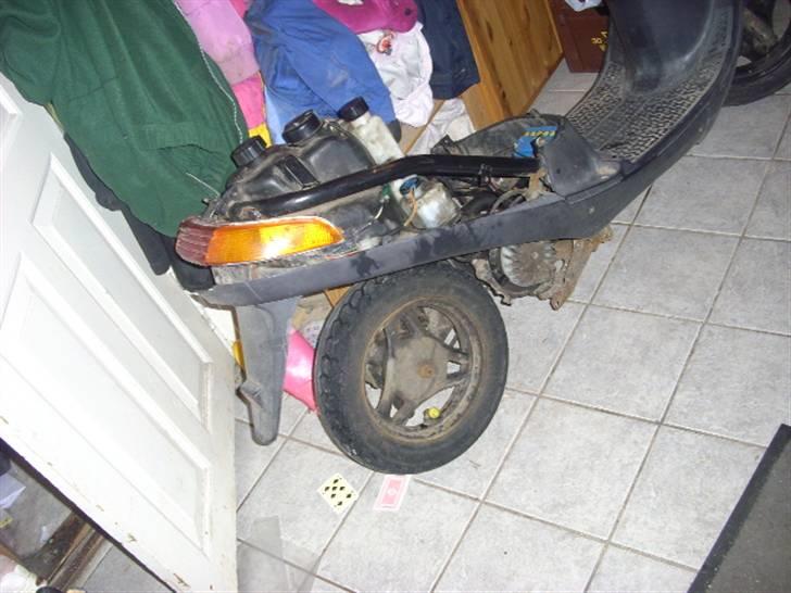 PGO comet BYTTE med big max - ja der var squ ikk noget gevind ved den ene pind boldt billede 15