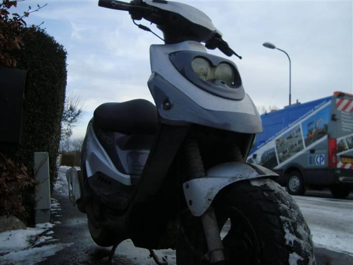 PGO Hot 50 - *** Ståjlet *** billede 1