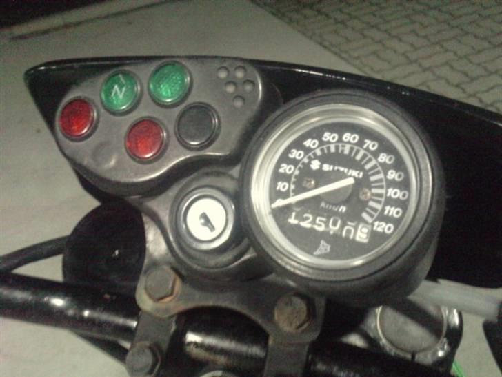 Suzuki RMX (solgt) billede 9