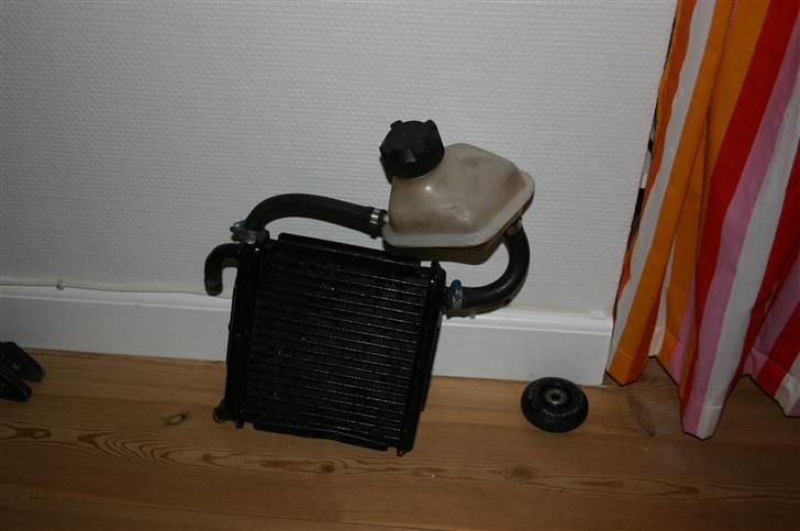 Yamaha jog RR  (byttet) billede 7