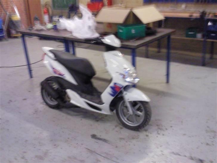 Yamaha jog r   SOLGT! billede 1