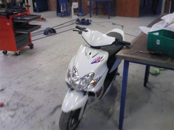 Yamaha jog r   SOLGT! billede 2