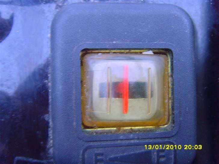 Suzuki   - Benzin linse, ingen ridser eller revner. Fik en halv tank benzin med i prisen ! billede 7