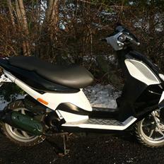 Piaggio NRG Power DT (TIL SALG)