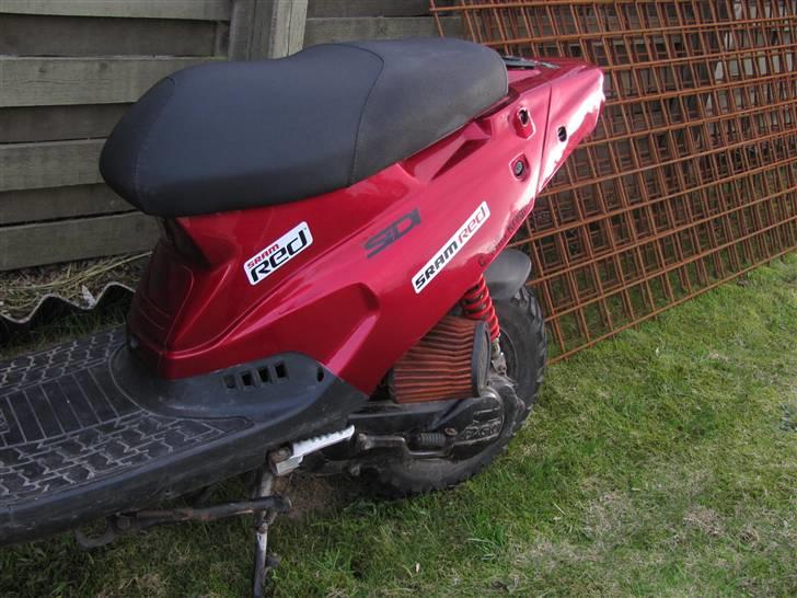 PGO hot 50 billede 2