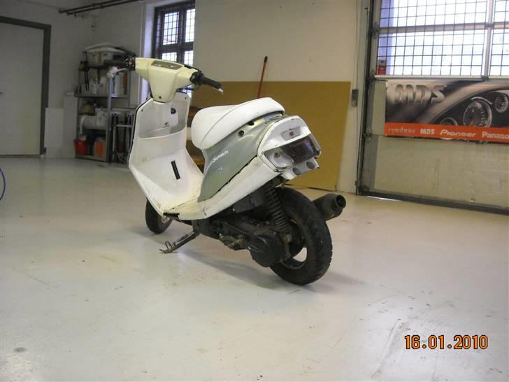 Yamaha Jog Artistic Spec.(solgt) billede 7